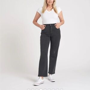 Universal standard Etta straight leg jeans